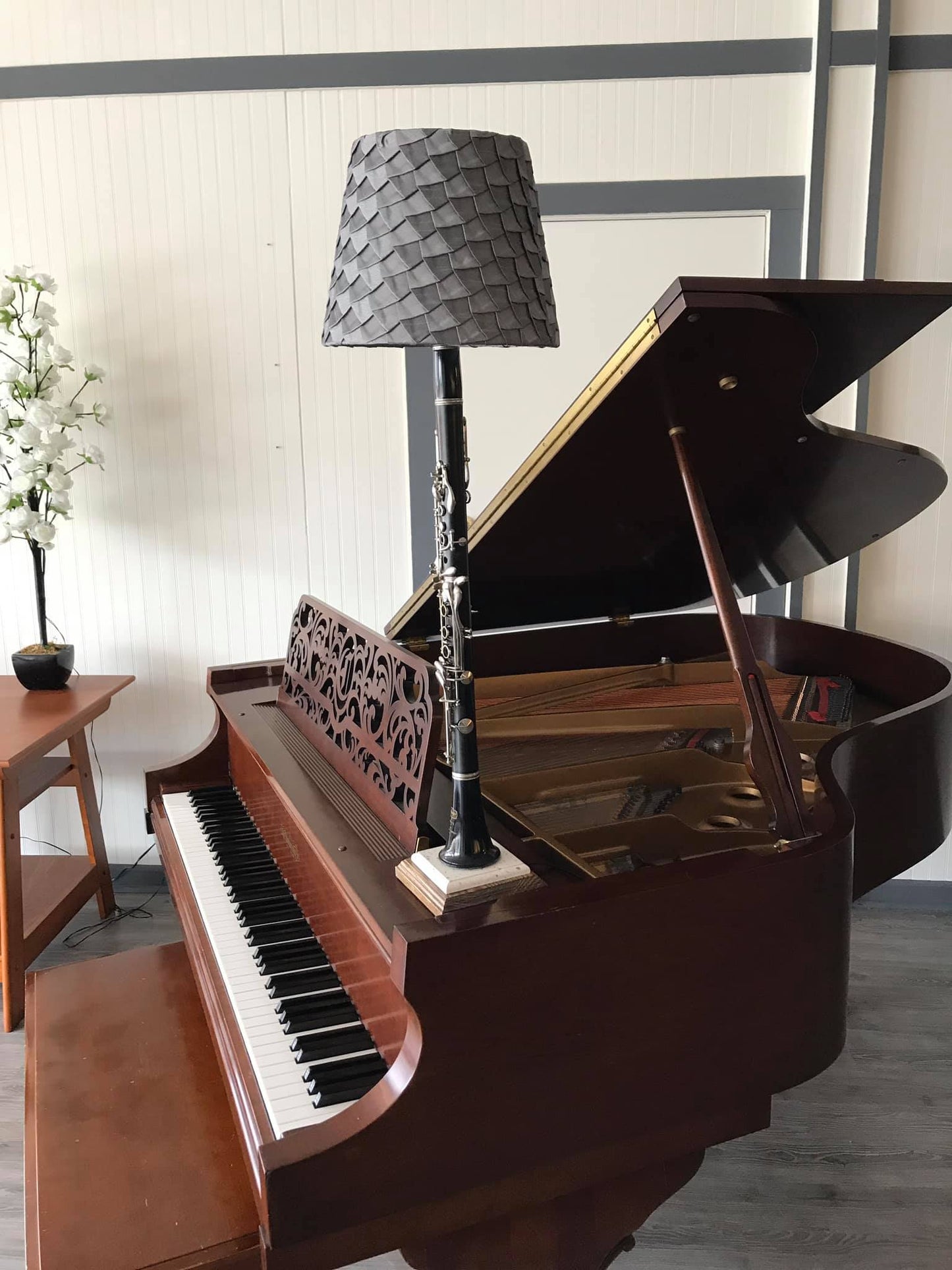 Clarinet Lamp with shade