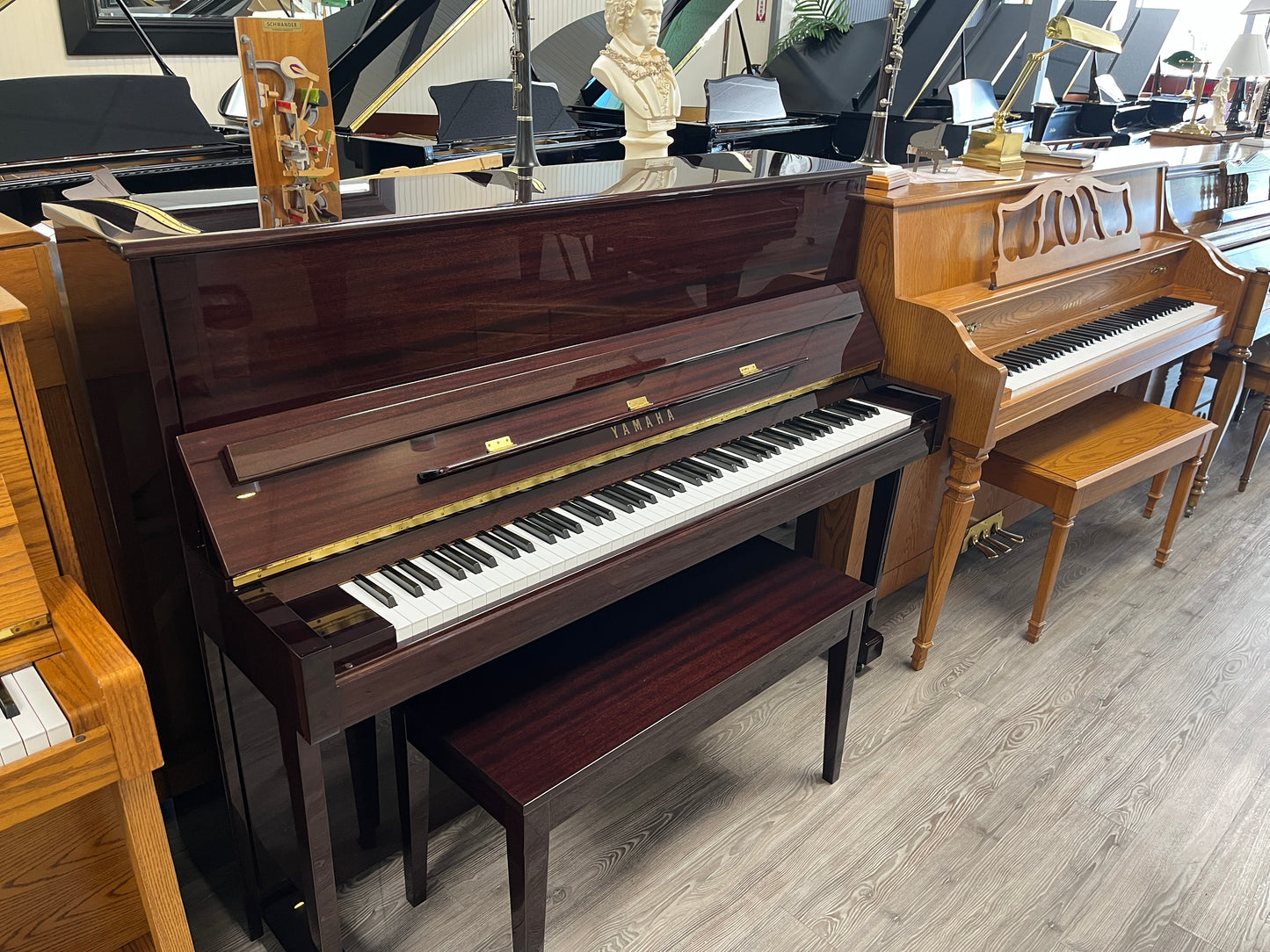 Yamaha Model T118 47” Professional Studio Piano (Polished Mahogany Finish)