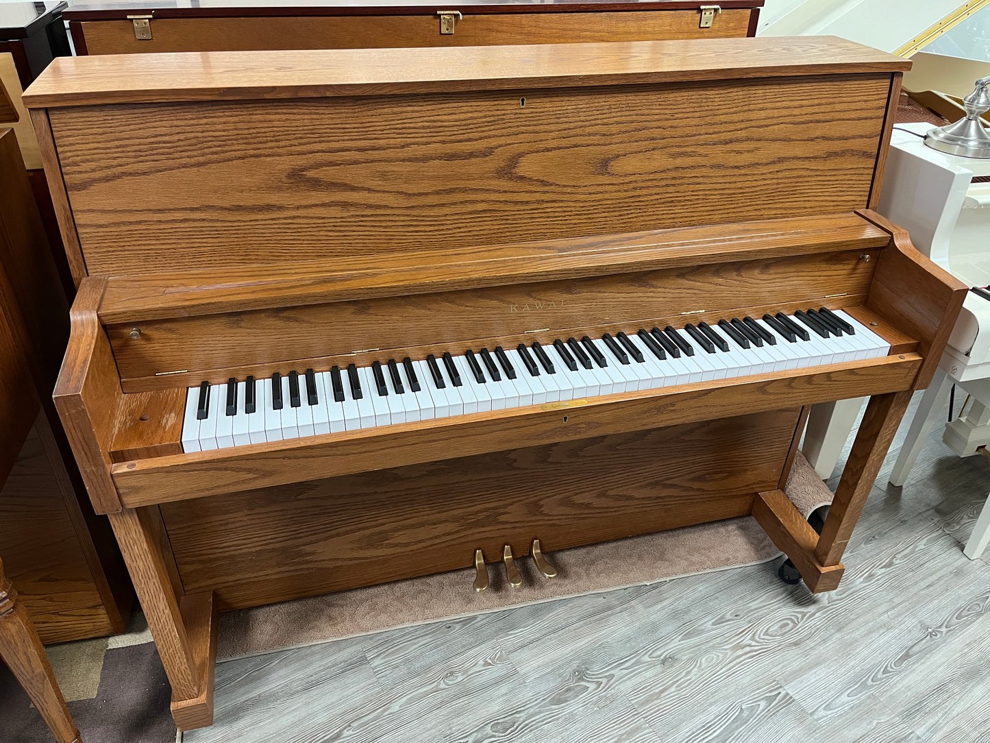 Kawai Model UST-8 46” Studio (Satin Oak)