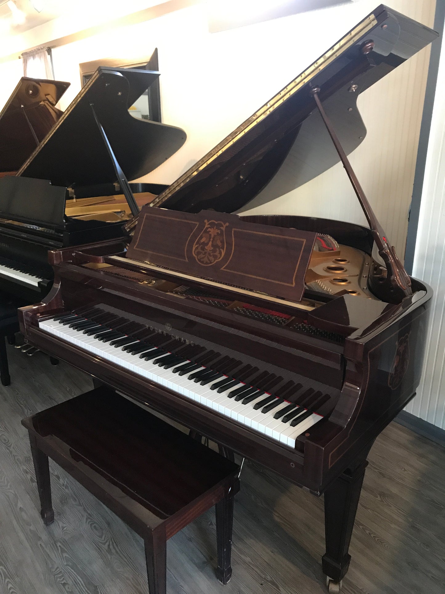 Young Chang G-175 5'9” Medium Grand (Empire Polished Mahogany w/Inlaid Wood)