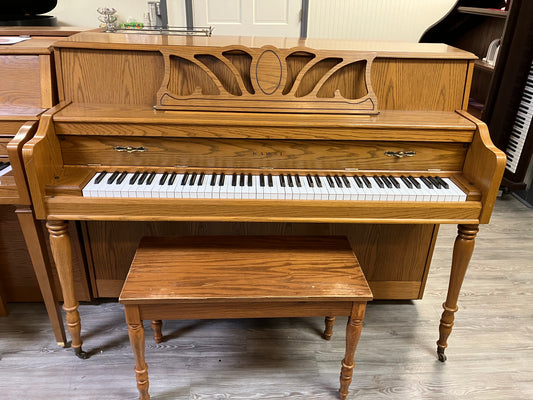 Kawai Model 606-ATO 45" Studio Piano (Satin Oak Finish)