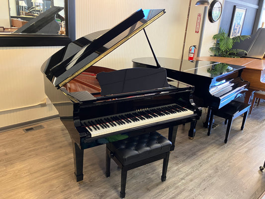 Yamaha C2 (5'8") Conservatory Grand (Polished Ebony Finish - c. 2009)