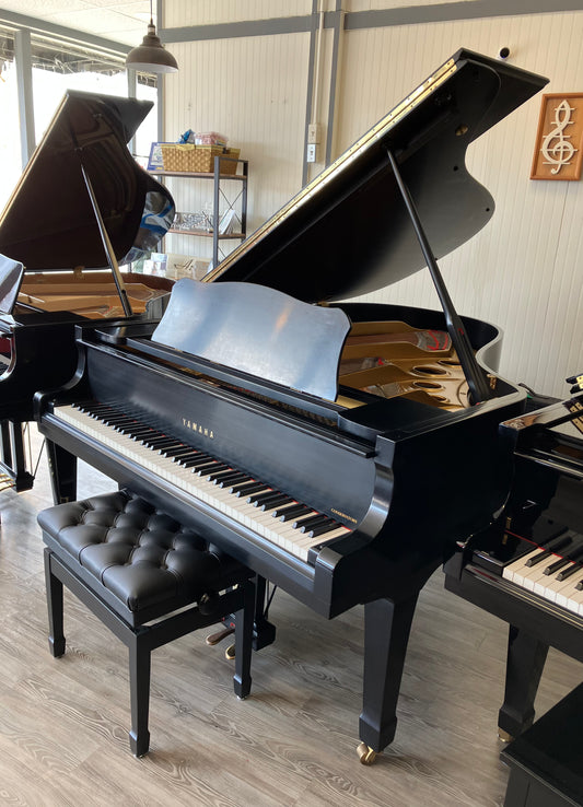 Yamaha Model C3 6'1” Conservatory Grand (Satin Ebony Finish)