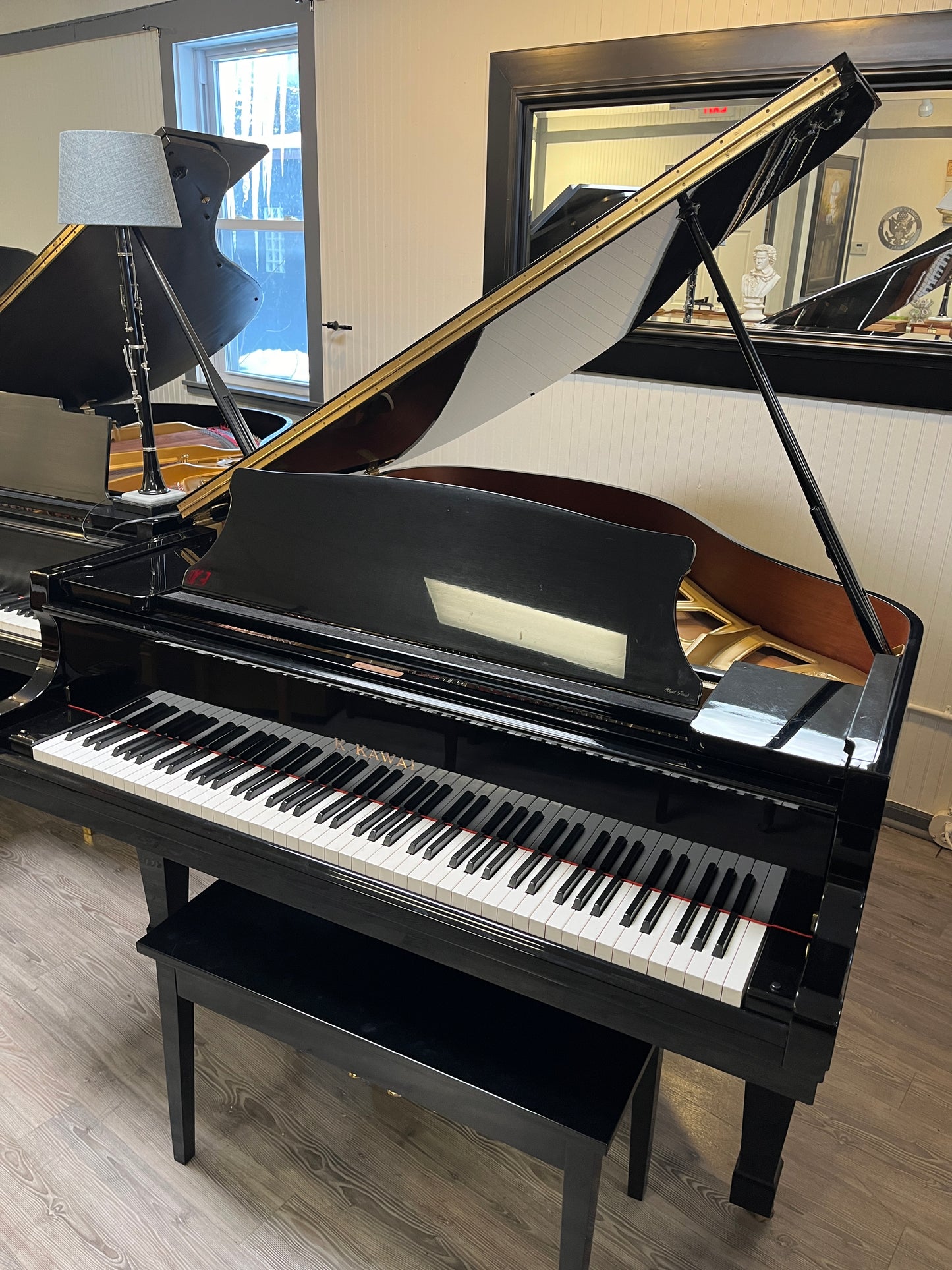 Kawai RX-1 Conservatory 5'5" Baby Grand Piano (Polished Ebony Finish)