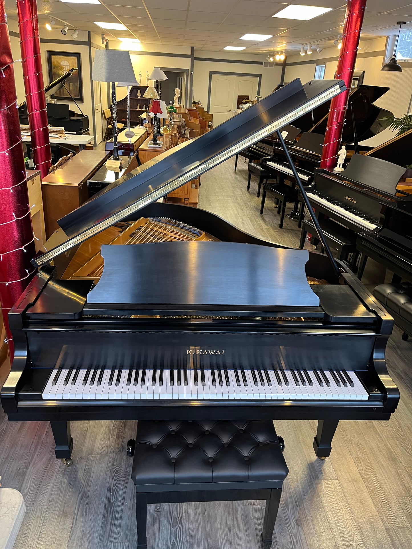 Kawai KG-2E (5'10") Professional Medium Grand (Satin Ebony Finish)
