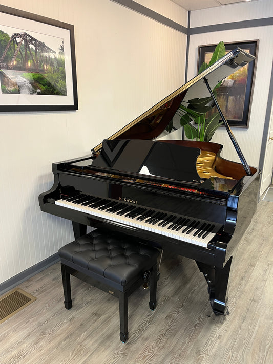 Kawai Model RX-6 (7-foot) Semi-Concert Grand Piano (Polished Ebony)