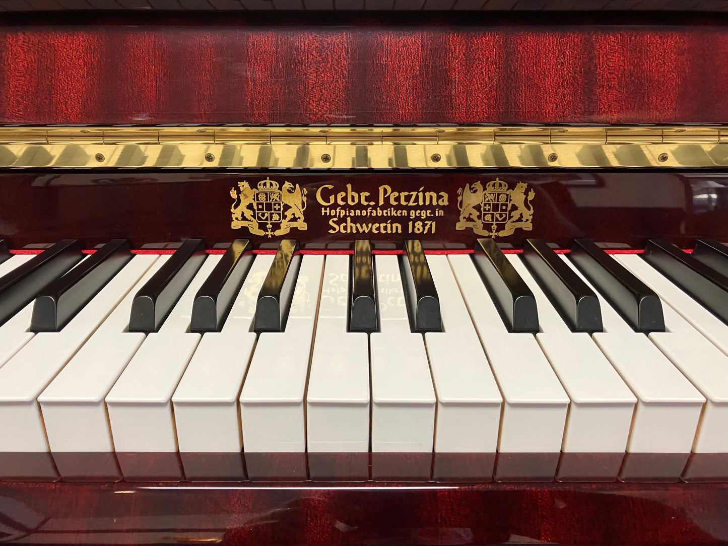 Perzina 47" Studio Piano (Polished Mahogany Finish)