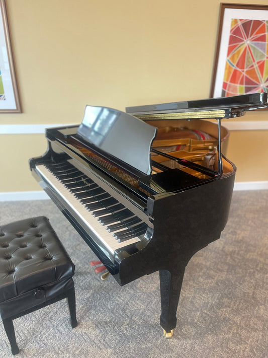 Ridgewood Model 152 (5'0") Baby Grand (Polished Ebony Finish)